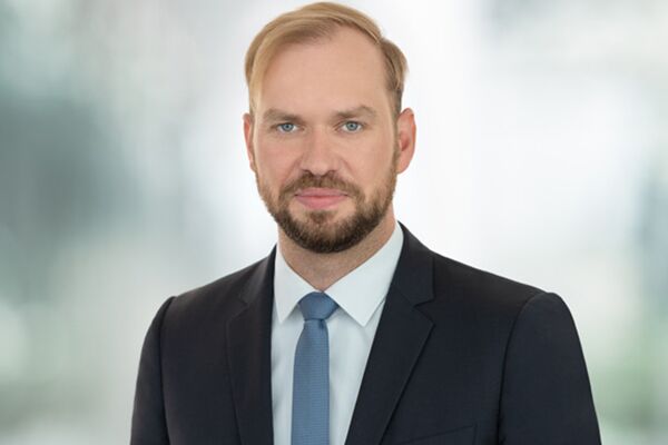 GMK Senior Manager Elmar Rugevics referiert an der ARD.ZDF medienakademie über Persona und Markenführung